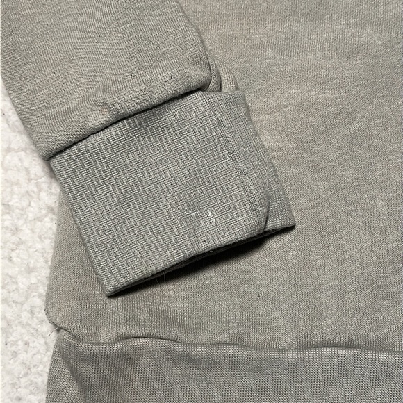 Under Armour Girls Gray Hoodie, GUC, Size Large - Picture 9 of 10